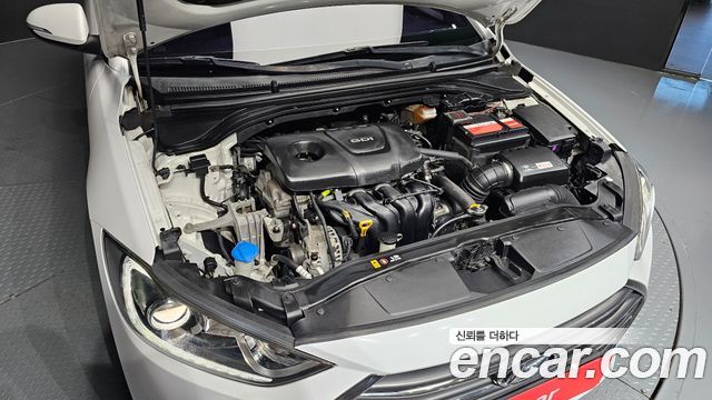 Hyundai AVANTE 2017 — photo 6
