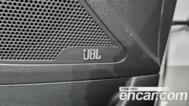 Hyundai AVANTE 2017 — photo 34