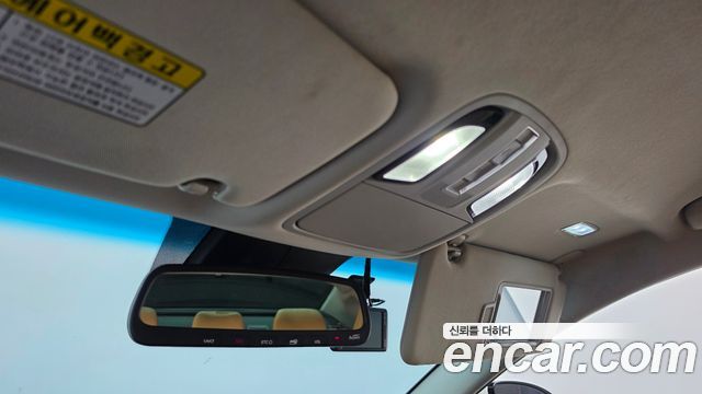 Kia K7 2020 — photo 21