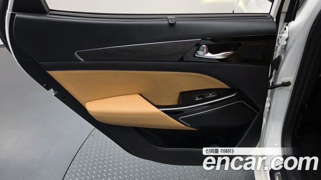 Kia K7 2020 — photo 15