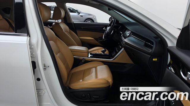 Kia K7 2020 — photo 16