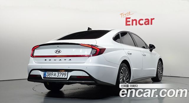 Hyundai Sonata 2023 — photo 2