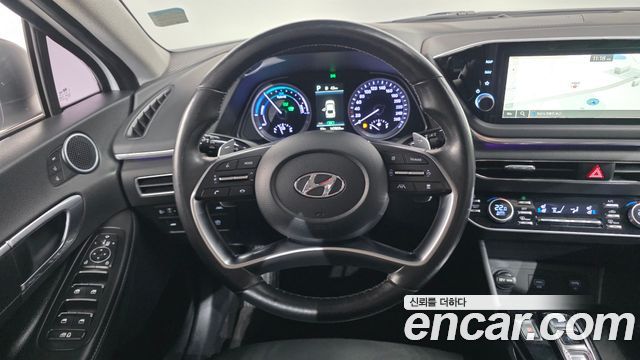 Hyundai Sonata 2023 — photo 19