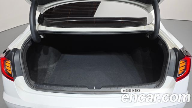 Hyundai Sonata 2023 — photo 26