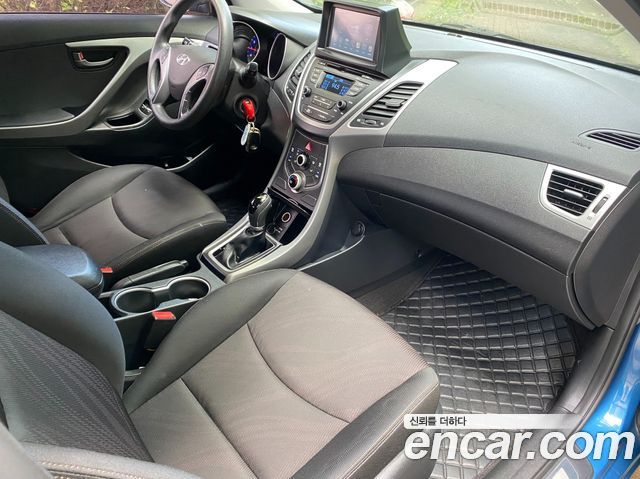 Hyundai AVANTE 2015 — photo 7