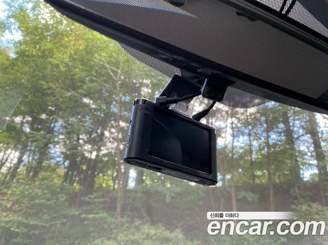 Hyundai AVANTE 2015 — photo 16