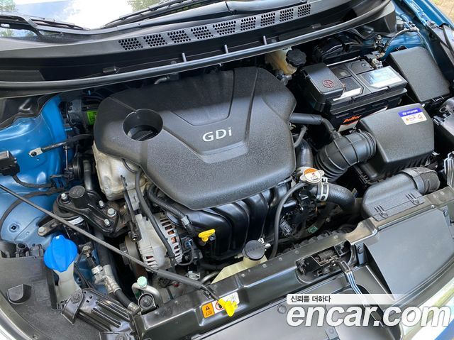 Hyundai AVANTE 2015 — photo 20