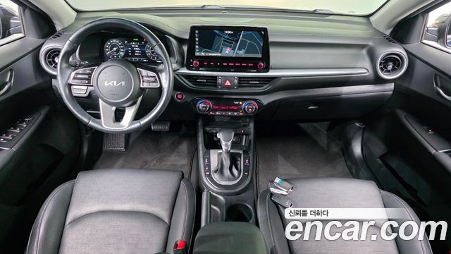Kia K3 2022 — photo 10