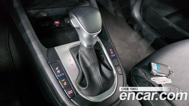 Kia K3 2022 — photo 12