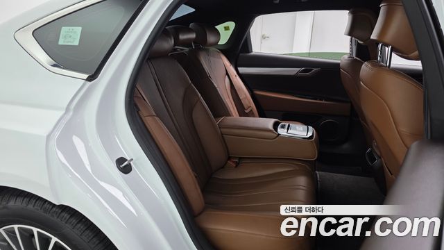Genesis G80 2022 — photo 17