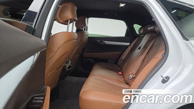 Genesis G80 2022 — photo 18