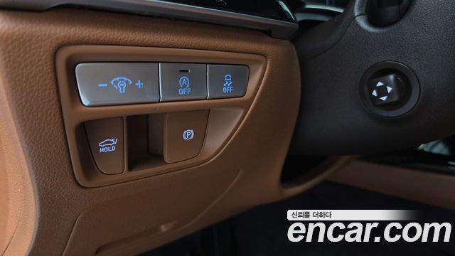 Genesis G80 2022 — photo 24