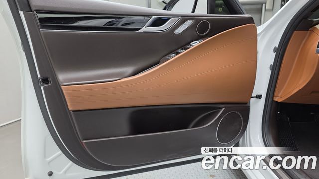 Genesis G80 2022 — photo 14