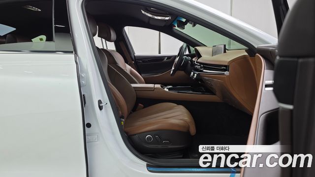 Genesis G80 2022 — photo 16