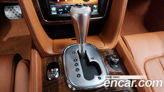 Bentley Continental 2015 — photo 9