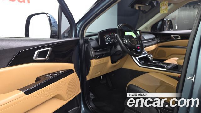 Kia Canival 2023 — photo 13