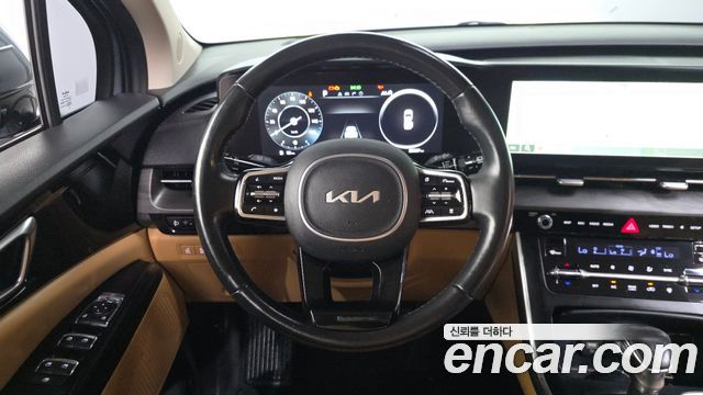 Kia Canival 2023 — photo 19