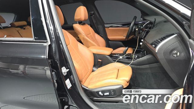 BMW X3 2019 — photo 17