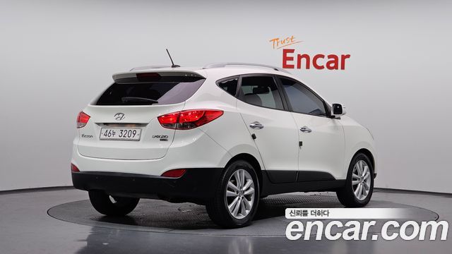 Hyundai Tucson 2010 — photo 2