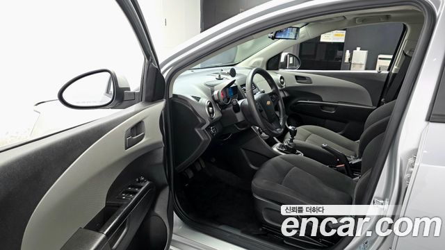 Chevrolet Korea Aveo 2016 — photo 11