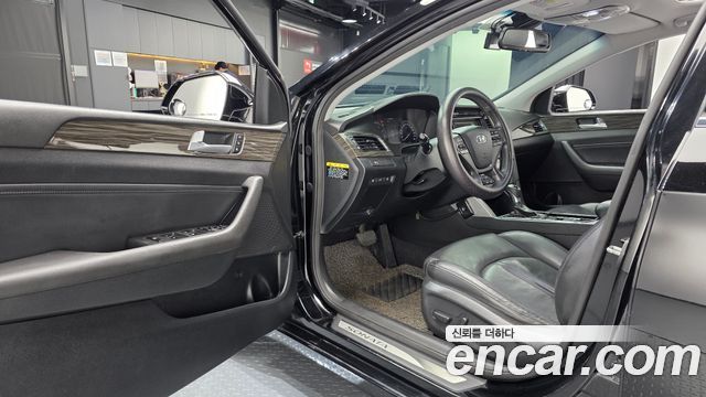 Hyundai Sonata 2015 — photo 13