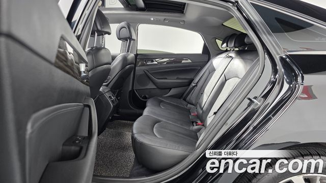 Hyundai Sonata 2015 — photo 19