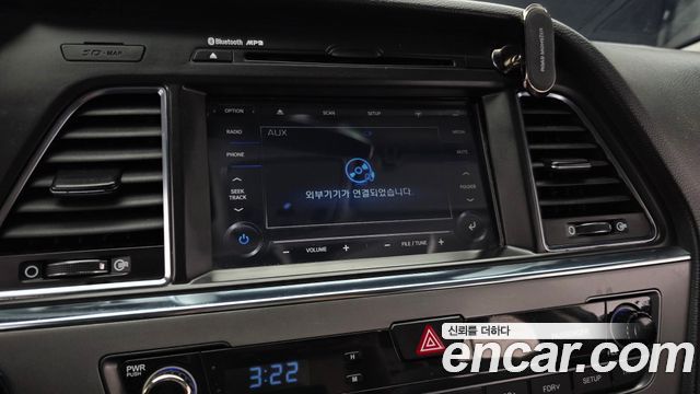 Hyundai Sonata 2015 — photo 23