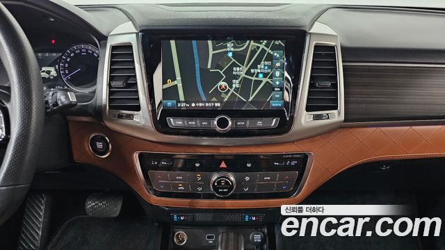 KG Mobility Rexton 2018 — photo 18
