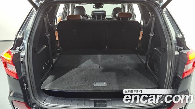KG Mobility Rexton 2018 — photo 23