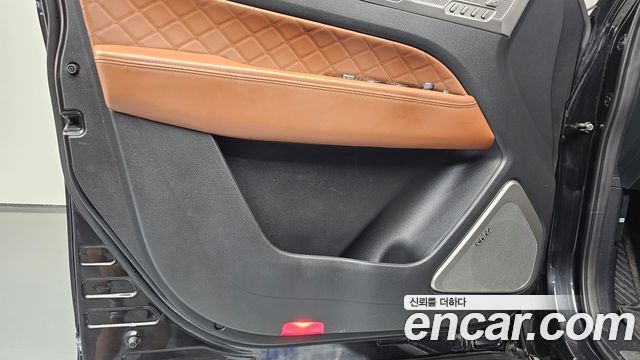 KG Mobility Rexton 2018 — photo 14