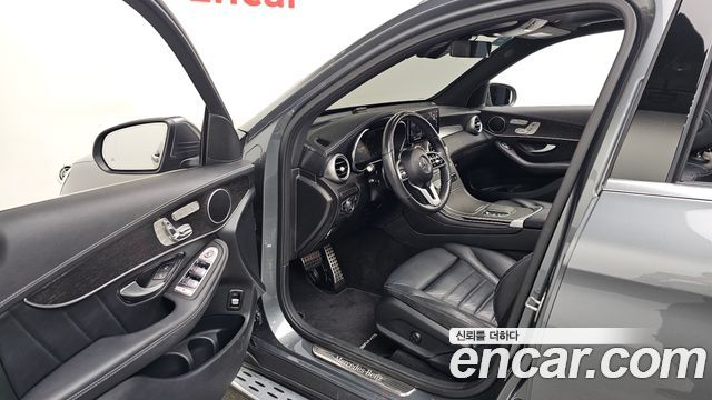 Mercedes-Benz GLC-Class 2022 — photo 13