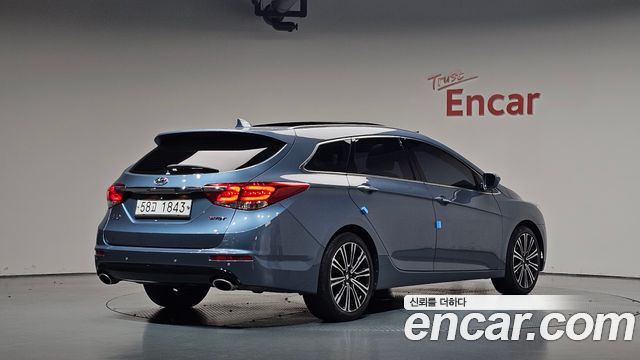 Hyundai i40 2017 — photo 2