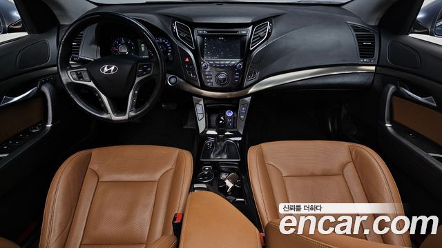 Hyundai i40 2017 — photo 10