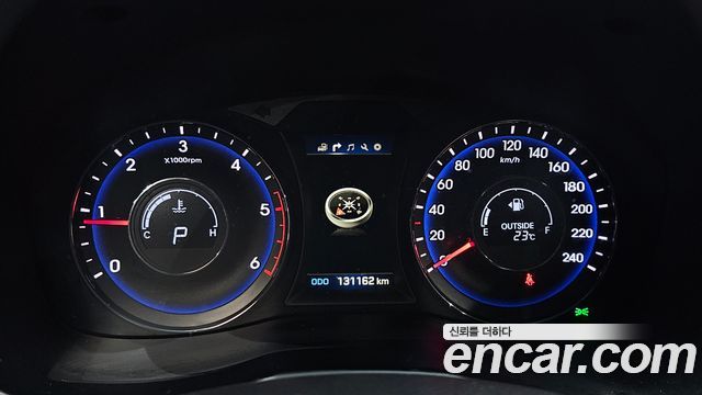 Hyundai i40 2017 — photo 11