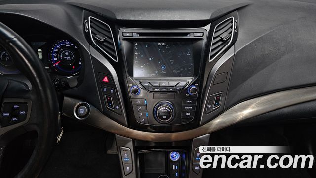 Hyundai i40 2017 — photo 20