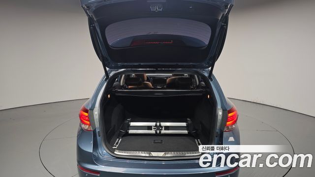 Hyundai i40 2017 — photo 26