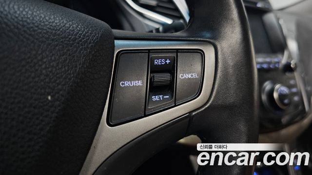 Hyundai i40 2017 — photo 29