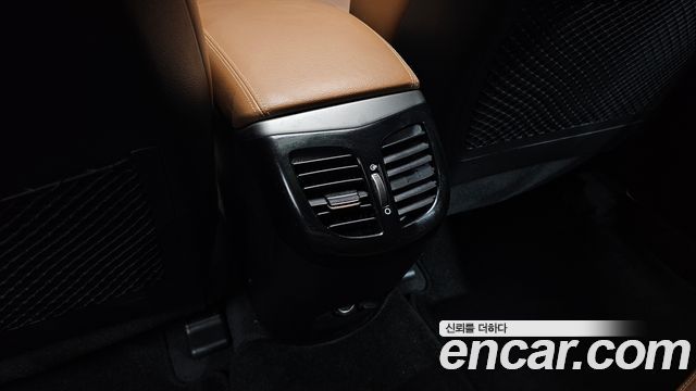 Hyundai i40 2017 — photo 33
