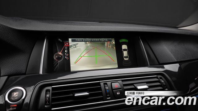 BMW 5-Series 2015 — photo 16