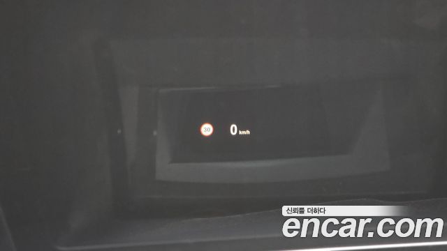 BMW 5-Series 2015 — photo 18