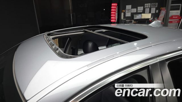 BMW 5-Series 2015 — photo 19