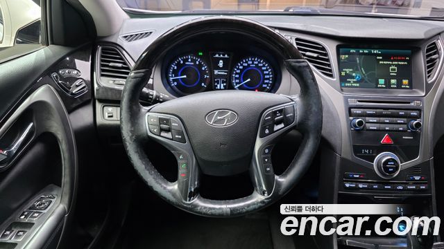 Hyundai Grandeur 2015 — photo 19