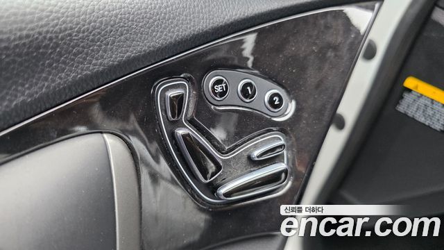 Hyundai Grandeur 2015 — photo 25