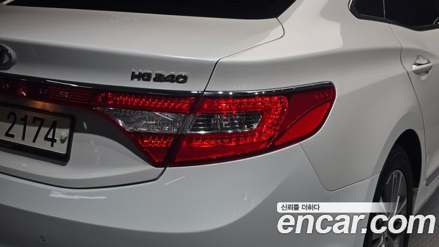 Hyundai Grandeur 2015 — photo 9