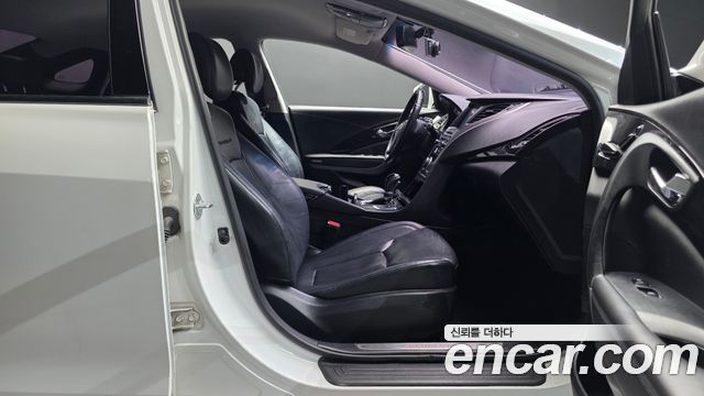 Hyundai Grandeur 2015 — photo 16
