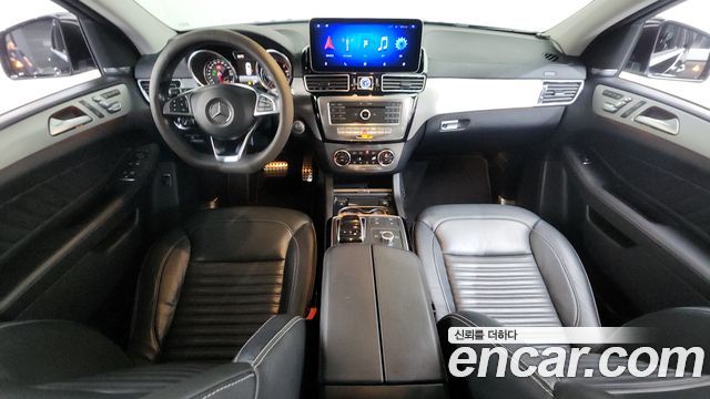 Mercedes-Benz GLE-Class 2017 — photo 7