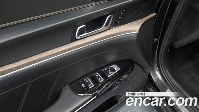 Kia K5 2022 — photo 26