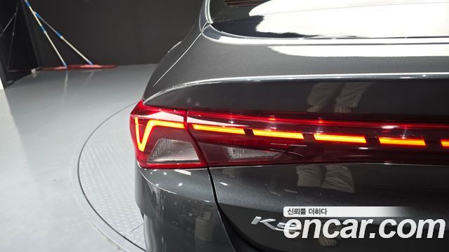 Kia K5 2022 — photo 9