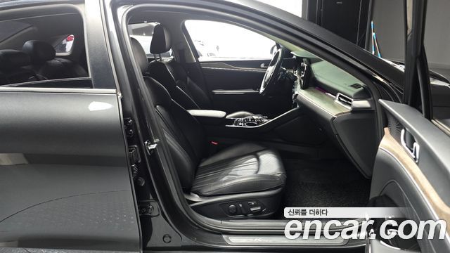 Kia K5 2022 — photo 16
