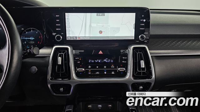 Kia Sorento 2022 — photo 17